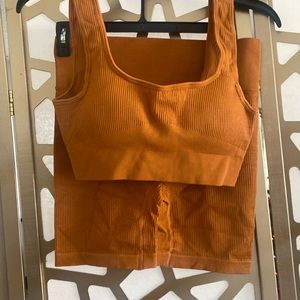Two Piece Athletic set 🧡
